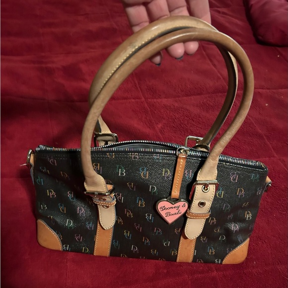 Vintage Dooney and Bourke Gretta Domed Satchel - Picture 4 of 14